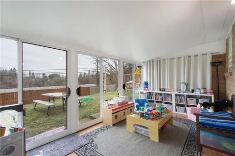 $299,900 | 110 Tel Star Drive, Pittsburgh, PA 15236