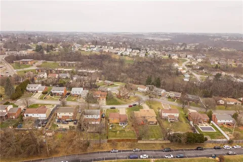 $299,900 | 110 Tel Star Drive, Pittsburgh, PA 15236