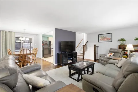 $299,900 | 110 Tel Star Drive, Pittsburgh, PA 15236