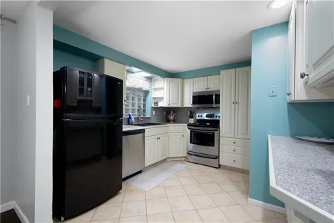 $299,900 | 110 Tel Star Drive, Pittsburgh, PA 15236