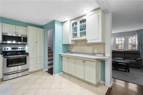 $299,900 | 110 Tel Star Drive, Pittsburgh, PA 15236