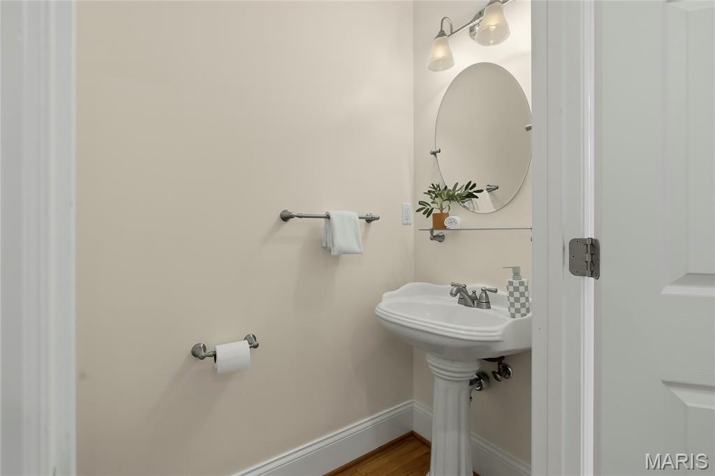 2344 Rutger Street St. Louis, MO 63104 - Photo 9 of 50 Gallery Image 9