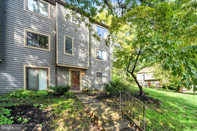 $347,000 | 28 Stone Ridge Court, Baltimore, MD 21239