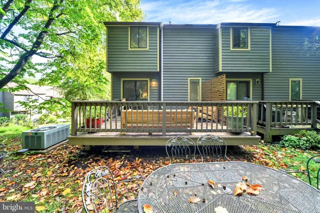 $347,000 | 28 Stone Ridge Court, Baltimore, MD 21239