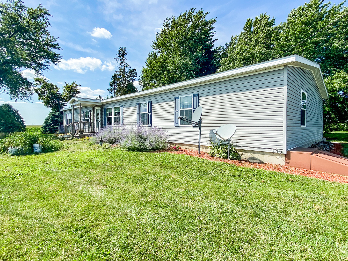 164 Penkins Road Sublette, IL 61367 - Photo 2 of 25