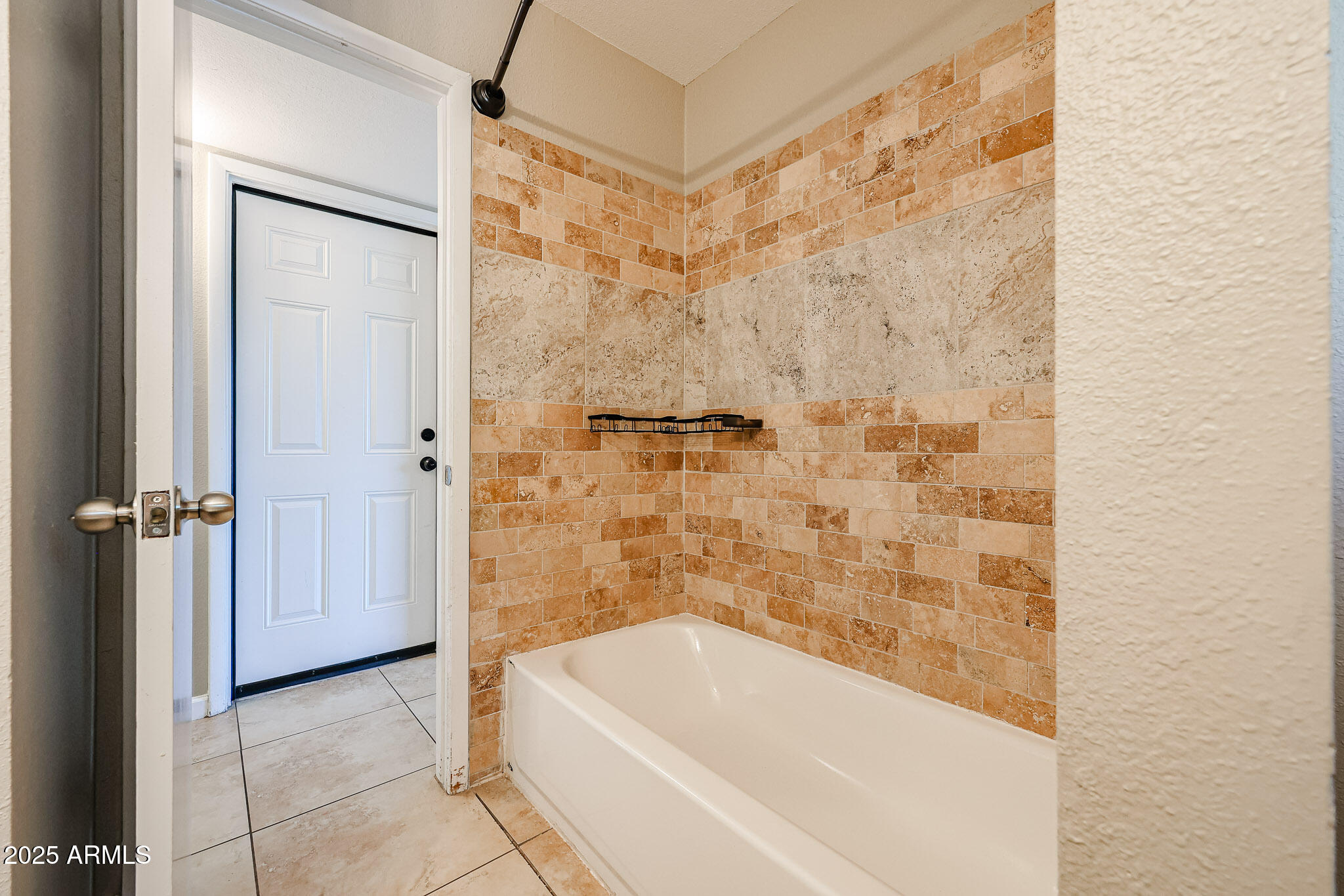 4635 West Libby Street Glendale, AZ 85308 - Photo 11 of 23 BATH2