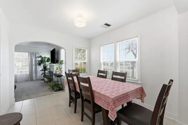 $370,000 | 4570 East Tulare Avenue, Fresno, CA 93702