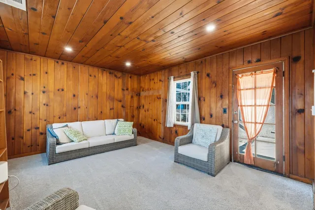 $370,000 | 4570 East Tulare Avenue, Fresno, CA 93702