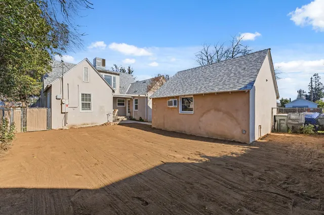 $370,000 | 4570 East Tulare Avenue, Fresno, CA 93702