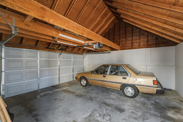 $370,000 | 4570 East Tulare Avenue, Fresno, CA 93702