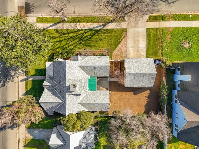 $370,000 | 4570 East Tulare Avenue, Fresno, CA 93702