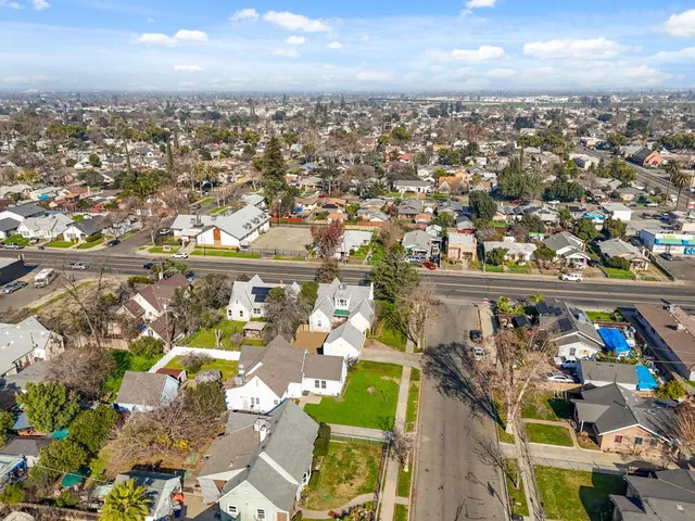 $370,000 | 4570 East Tulare Avenue, Fresno, CA 93702