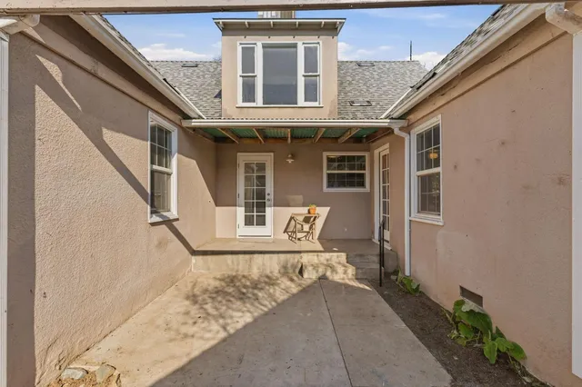 $370,000 | 4570 East Tulare Avenue, Fresno, CA 93702