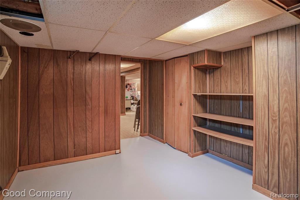 19670 Roslyn Road Detroit, MI 48221 - Photo 41 of 48