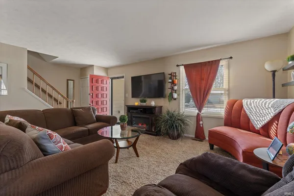 $285,000 | 1473 Cambridge Drive, South Bend, IN 46614