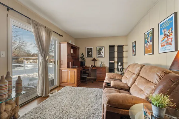 $285,000 | 1473 Cambridge Drive, South Bend, IN 46614