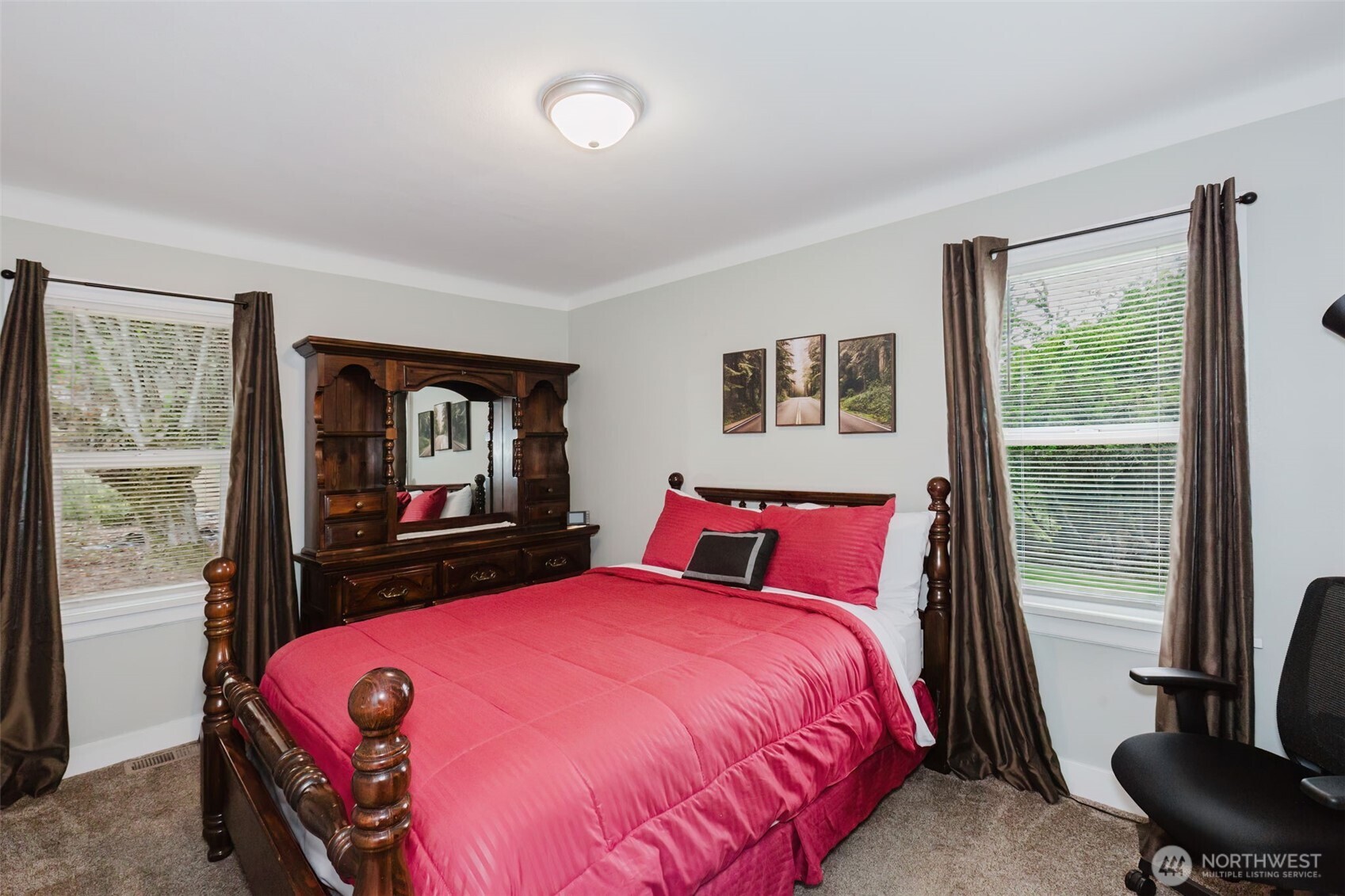 4898 East Collins Road Port Orchard, WA 98366 - Photo 17 of 37 Gallery Image 17