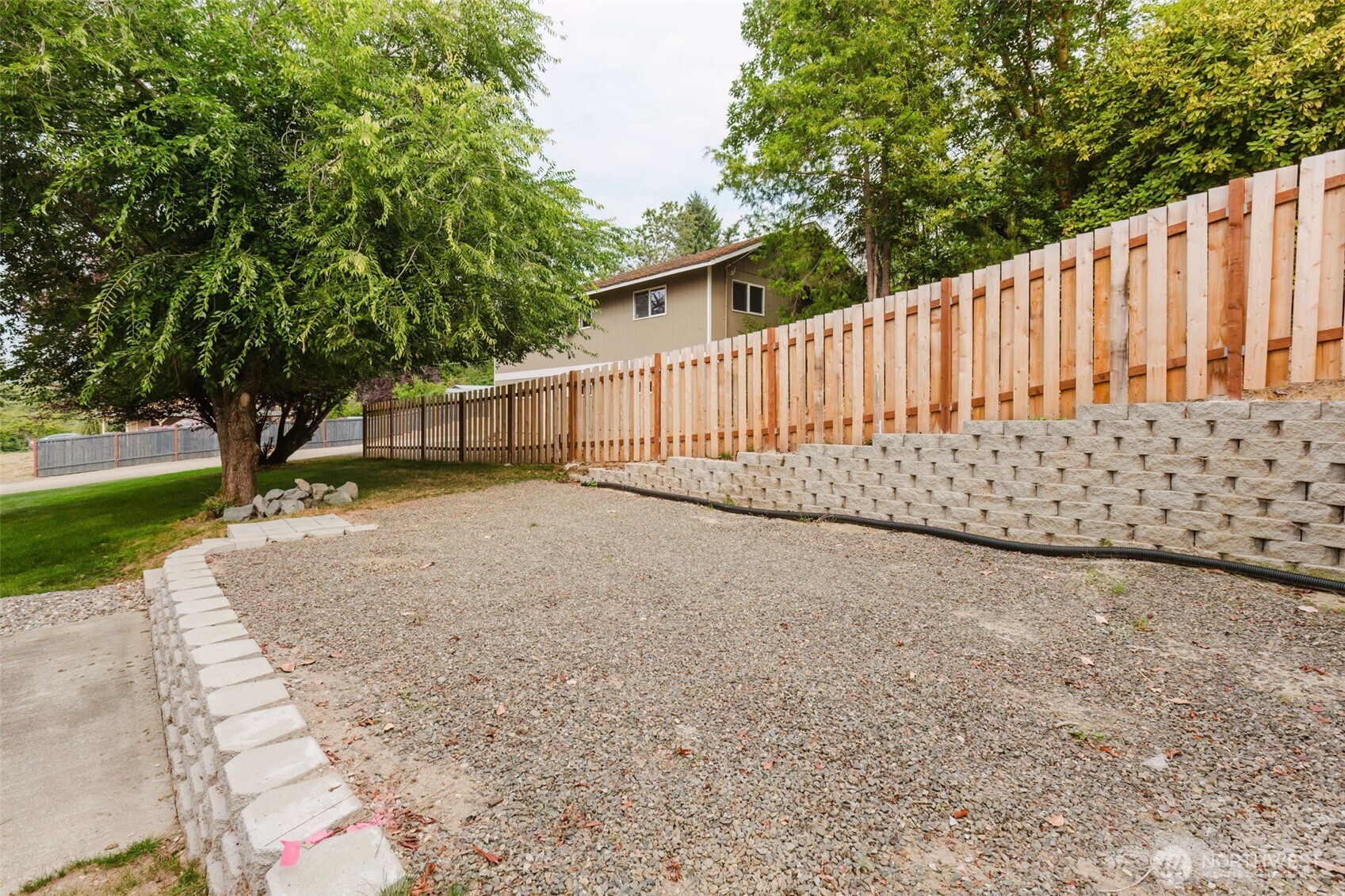 4898 East Collins Road Port Orchard, WA 98366 - Photo 25 of 37 Gallery Image 25