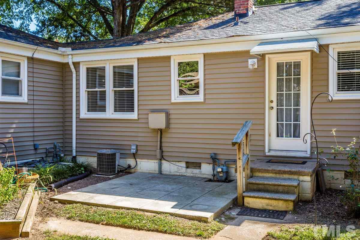 2209 Bernard Street, Unit 2209 Raleigh, NC 27608 - Photo 14 of 18