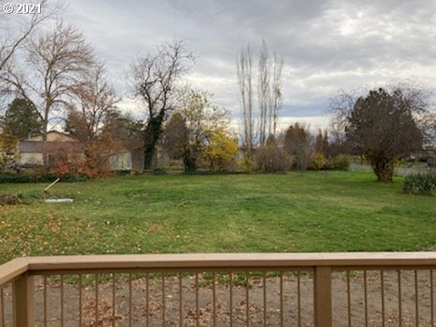 46368 Durham Place Pendleton, OR 97801 - Photo 30 of 32 a view of a green field