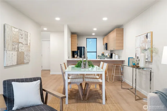 $545,000 | 6439 139th Avenue Northeast, Unit 19, Redmond, WA 98052