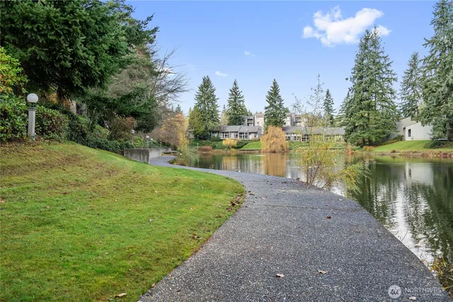 $545,000 | 6439 139th Avenue Northeast, Unit 19, Redmond, WA 98052