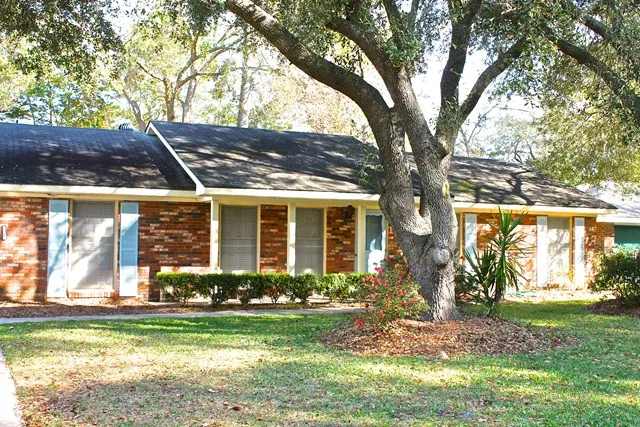 $1,900 | 109 Belle Point Parkway, Brunswick, GA 31525