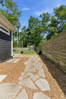 $2,500 | 1730 23rd Avenue North, Nashville, TN 37208