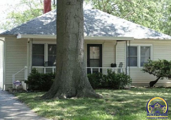 1120 Southwest Jane Avenue Topeka, KS 66604 - Photo 1 of 1