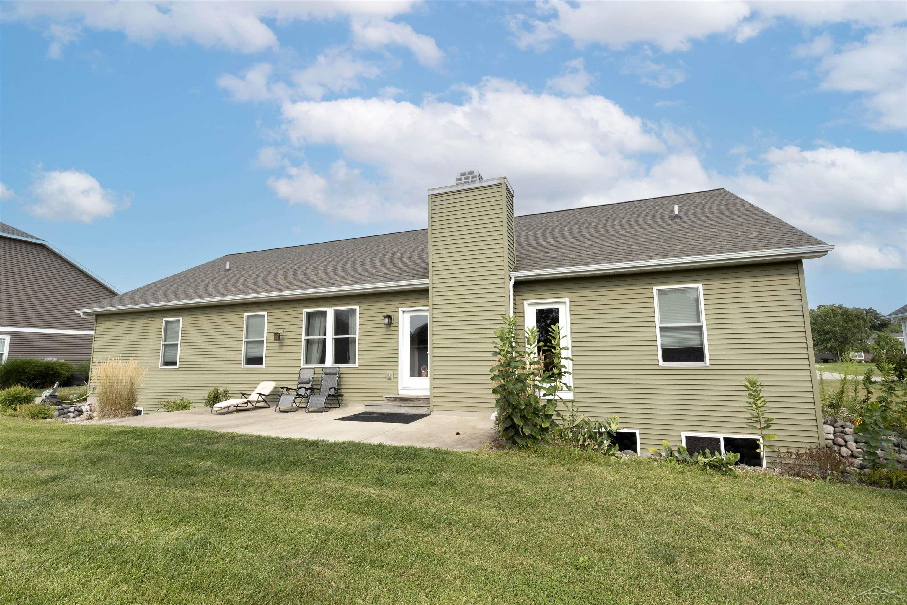 8295 Summer Ridge Court Freeland, MI 48623 - Photo 5 of 59 50152920-13214e8f-36cf-4ac3-b84b-e2684800b540.JPG