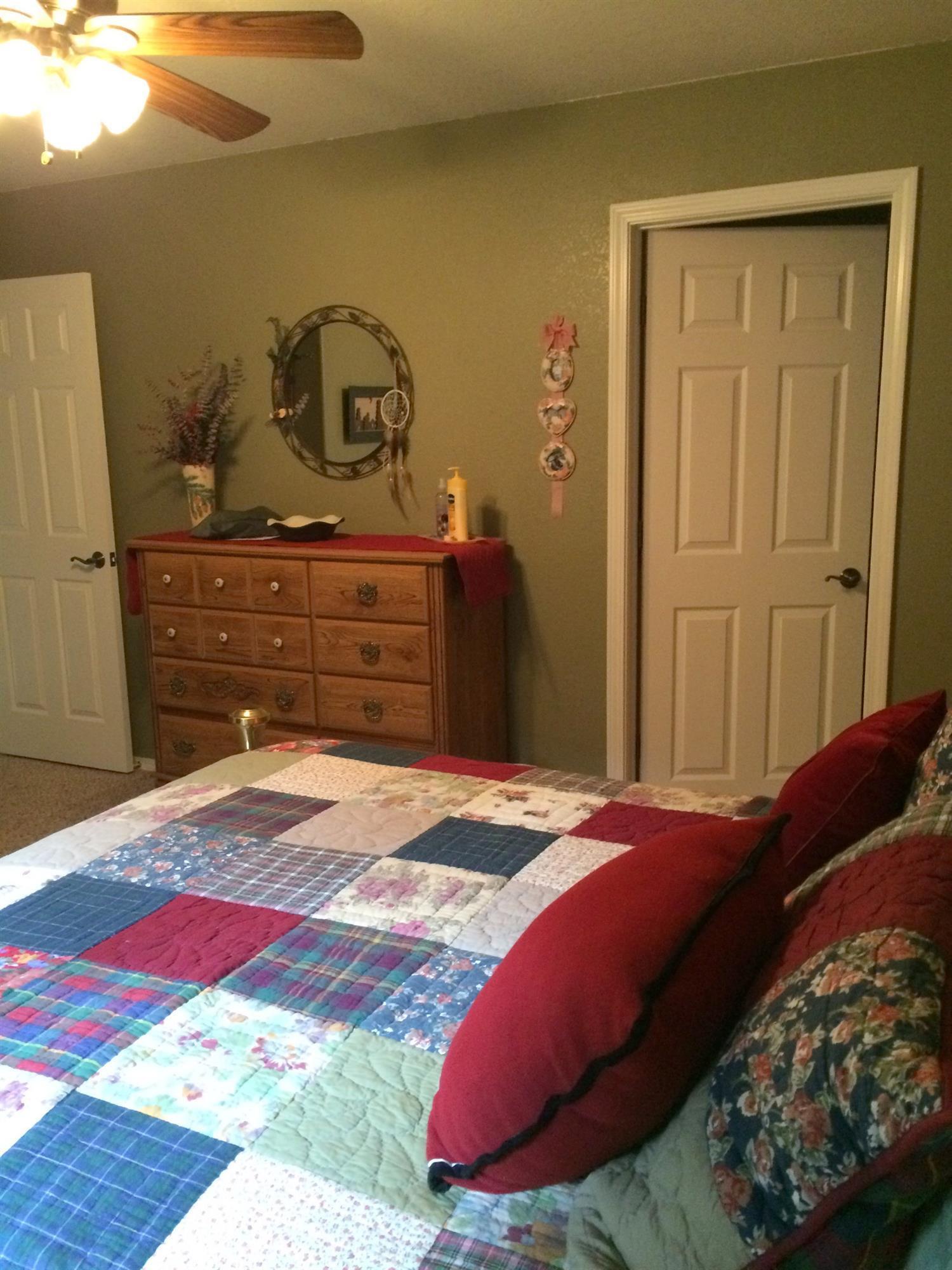 435 South Old Stage Road Cave Junction, OR 97523 - Photo 15 of 22 bedroom, master, has its own walk in clo
