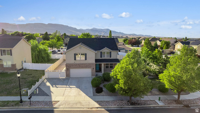 6752 West Gina Road Herriman, UT 84096 - Photo 4 of 52