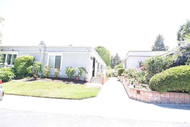 $525,000 | 495 Calle Cadiz, Unit A, Laguna Woods, CA 92637