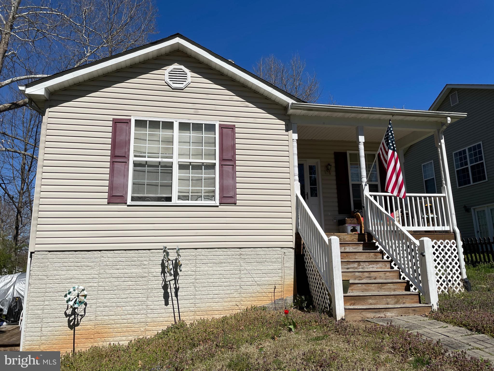 197 Locust Drive Louisa, VA 23093 - Photo 2 of 50 Sprawling rambler on full basement