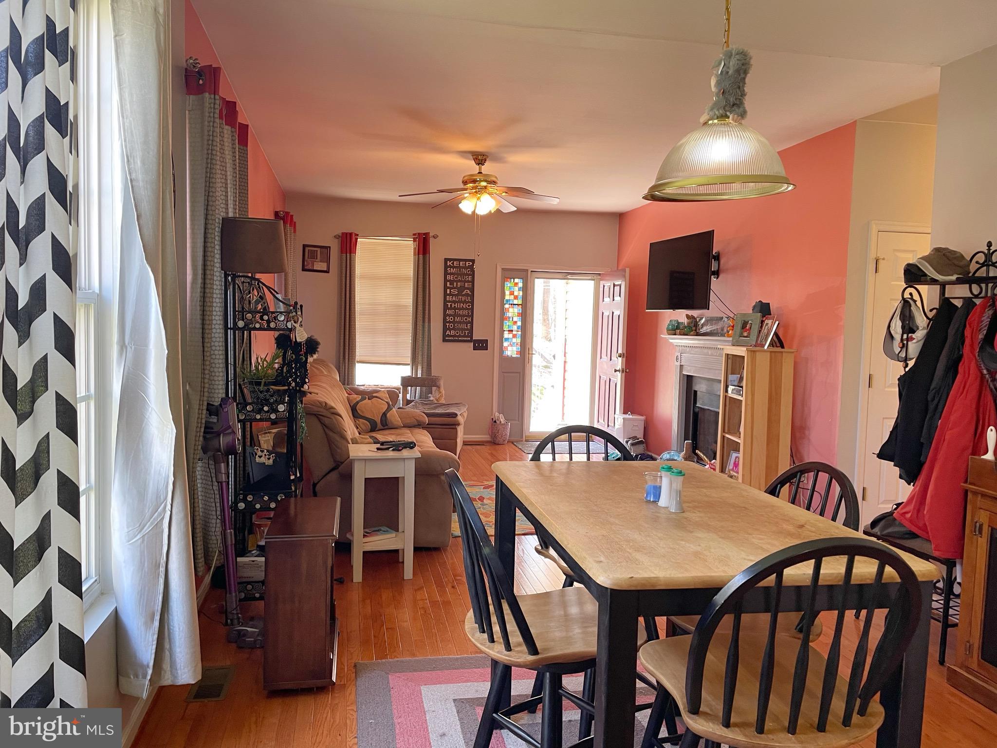 197 Locust Drive Louisa, VA 23093 - Photo 9 of 50 Dining / Kitchen combo