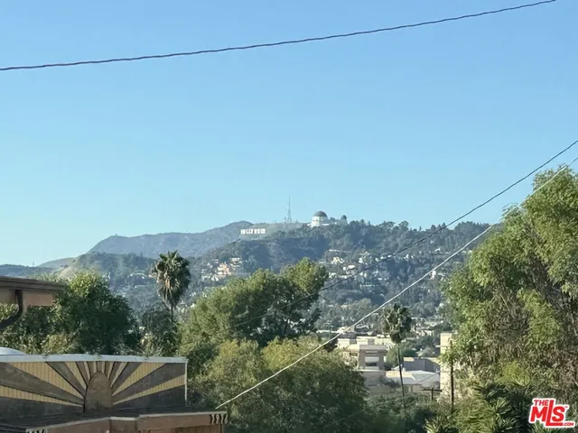 $1,350,000 | 3901 De Longpre Avenue, Los Angeles, CA 90027