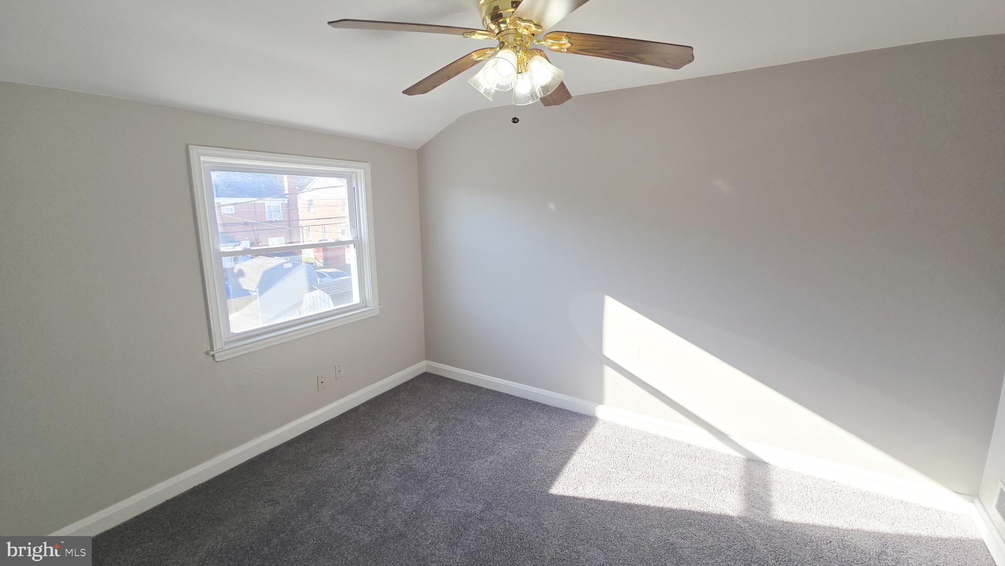 949 Arncliffe Road Baltimore, MD 21221 - Photo 11 of 15 Gallery Image 11