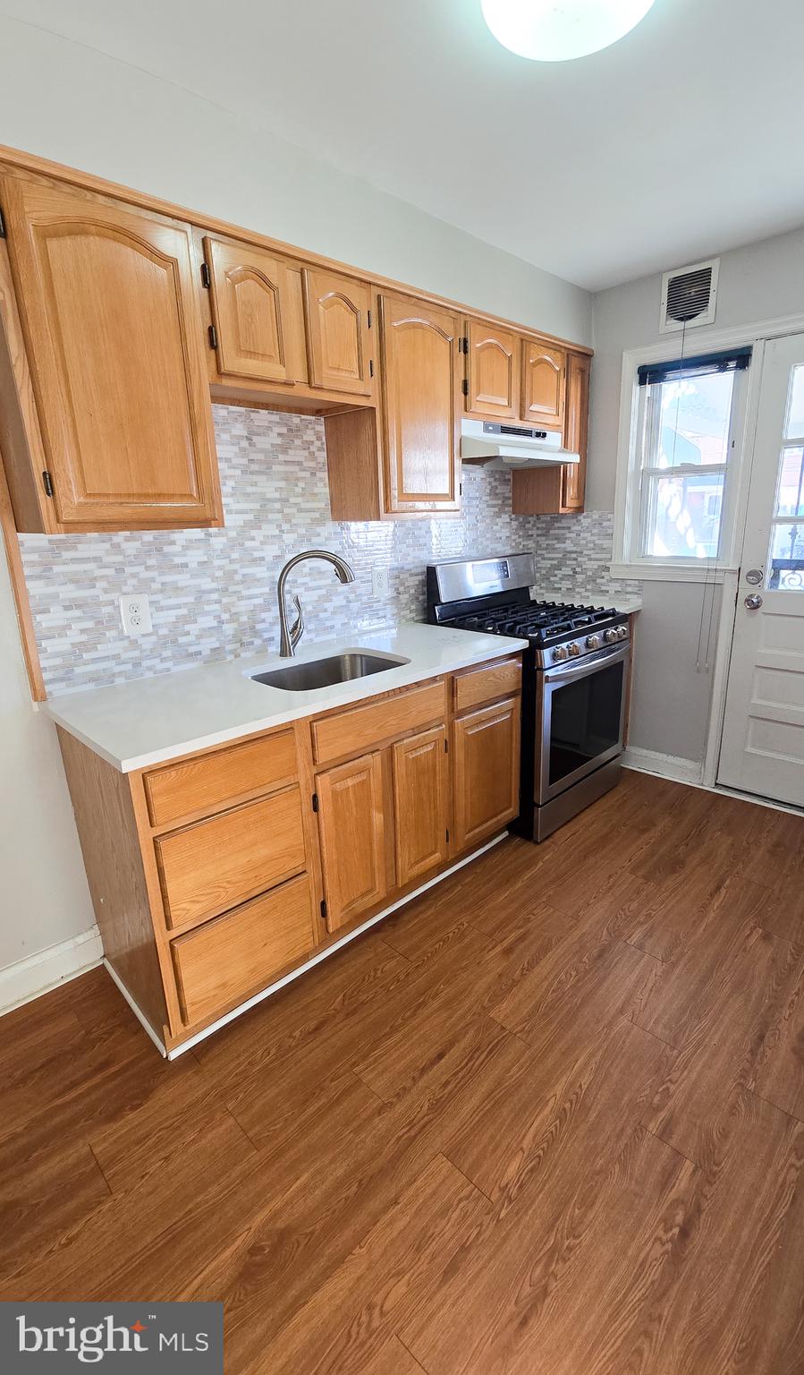 949 Arncliffe Road Baltimore, MD 21221 - Photo 8 of 15 Gallery Image 8
