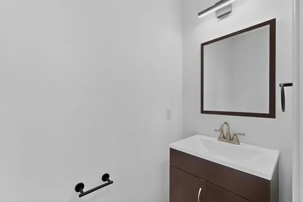 $515,000 | 714 Ashbrook Court, Euless, TX 76039