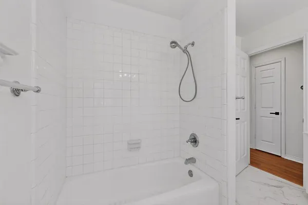 $515,000 | 714 Ashbrook Court, Euless, TX 76039