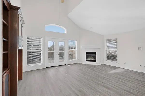 $515,000 | 714 Ashbrook Court, Euless, TX 76039