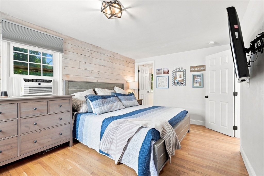 19 Locust Road Cohasset, MA 02025 - Photo 21 of 39 Gallery Image 21
