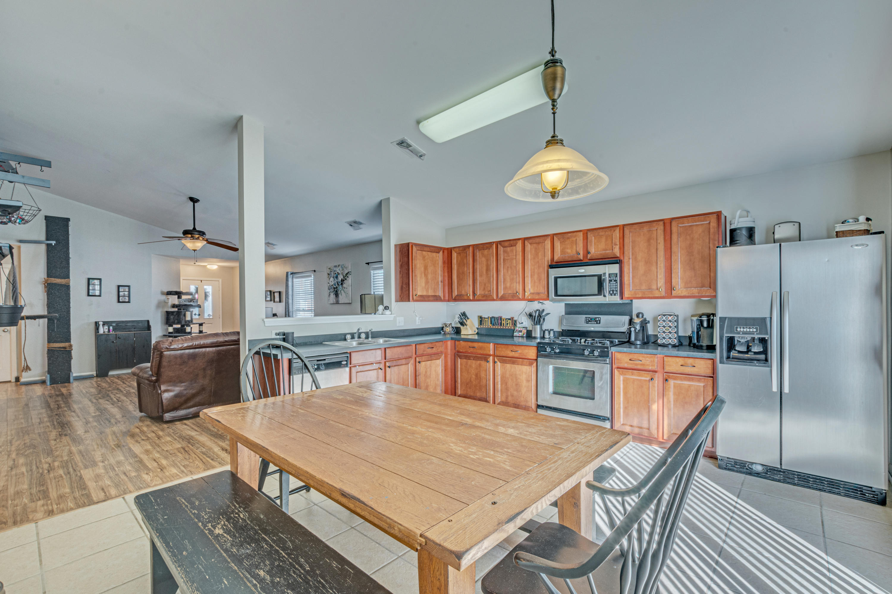 133 Decatur Drive Summerville, SC 29486 - Photo 11 of 38 15