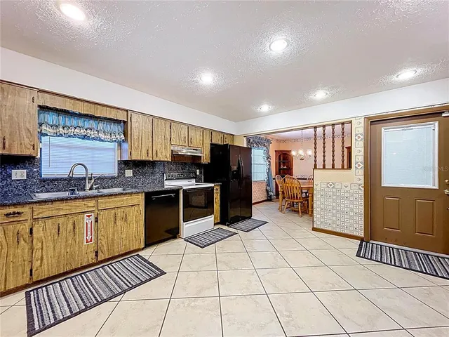 $1,290,000 | 9471 McIntosh Road, Dover, FL 33527