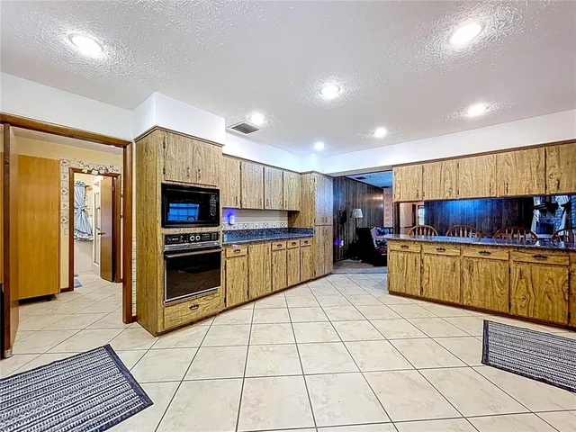 $1,290,000 | 9471 McIntosh Road, Dover, FL 33527