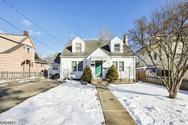 $575,000 | 32 3rd Street, Butler, NJ 07405