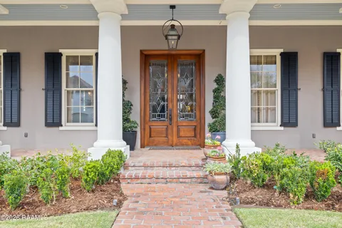 $1,295,000 | 136 Adair Lane, Lafayette, LA 70508