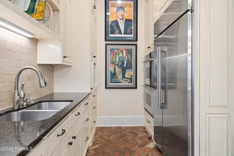 $1,295,000 | 136 Adair Lane, Lafayette, LA 70508