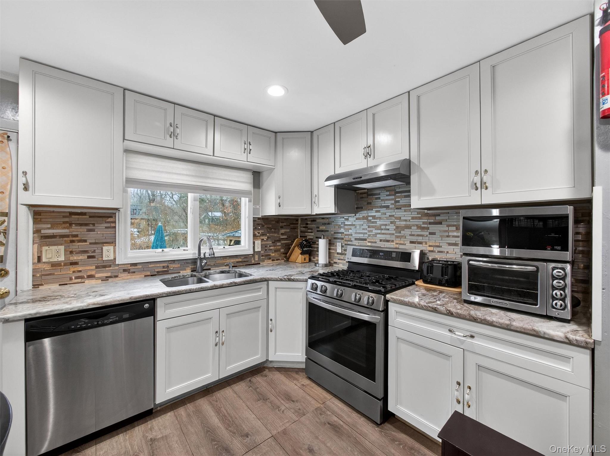 1 Edward Lane Spring Valley, NY 10977 - Photo 14 of 37