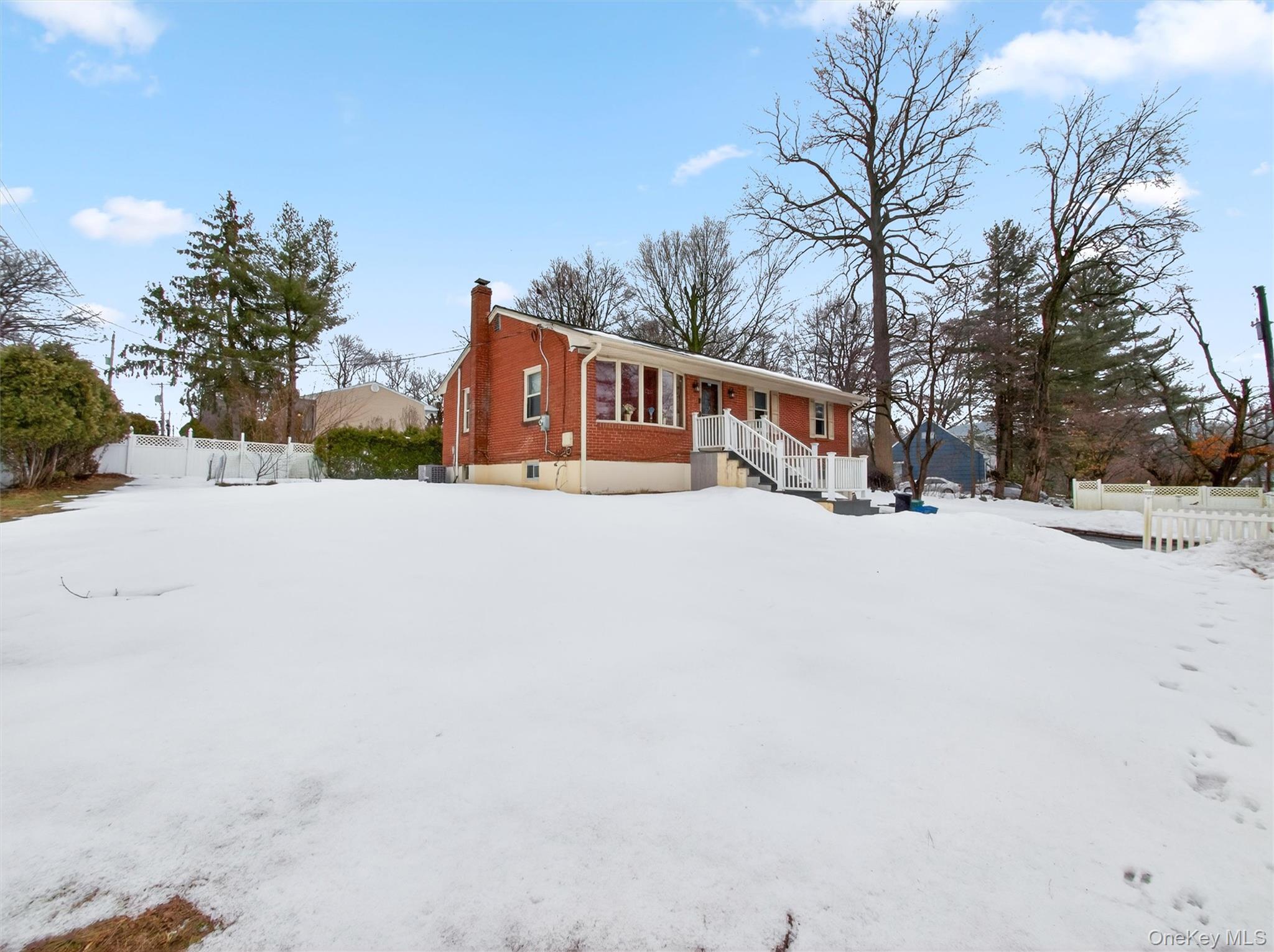 1 Edward Lane Spring Valley, NY 10977 - Photo 2 of 37